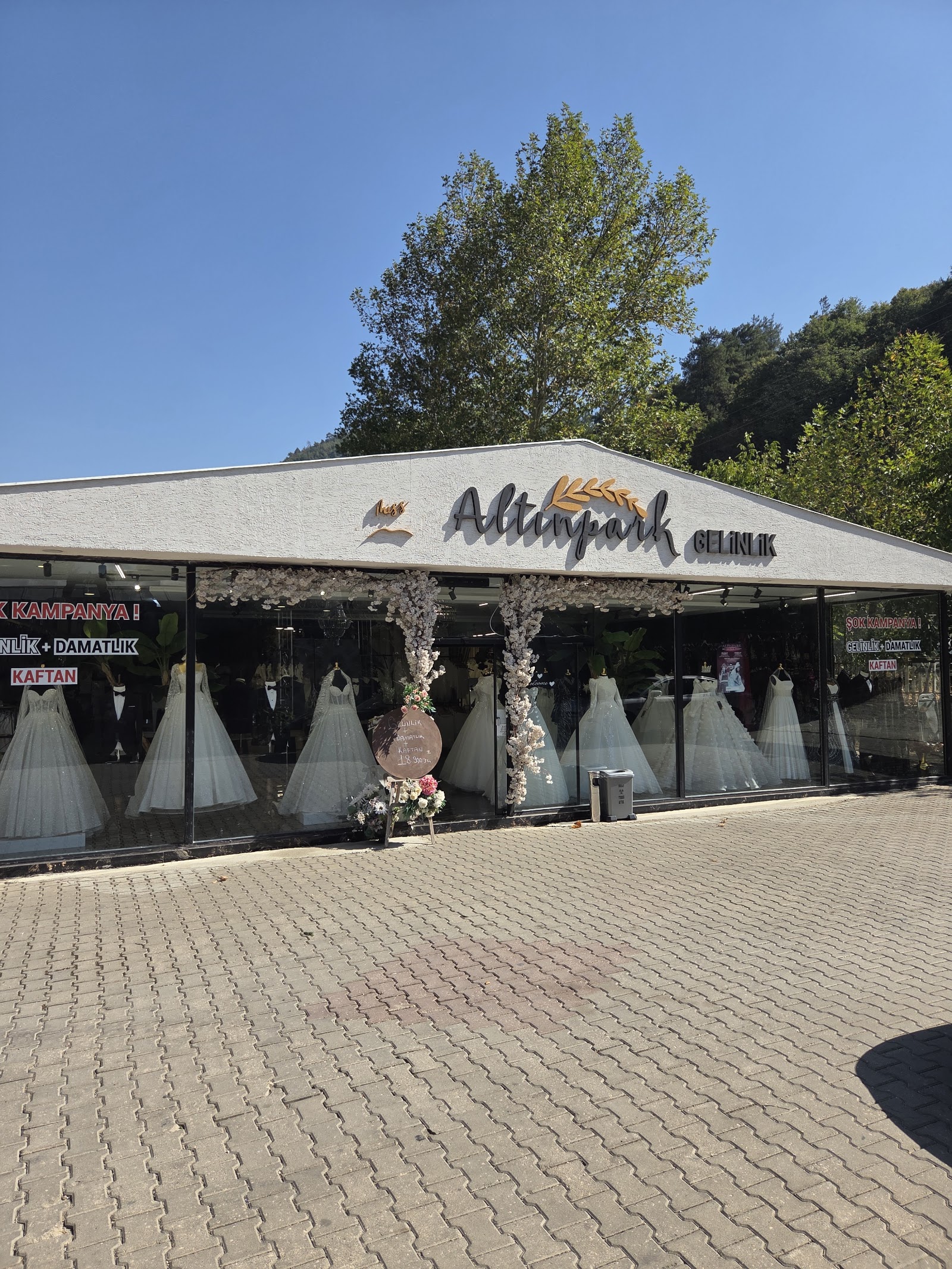 Altınpark Gelinlik kır düğünü mekanı — Osmangazi