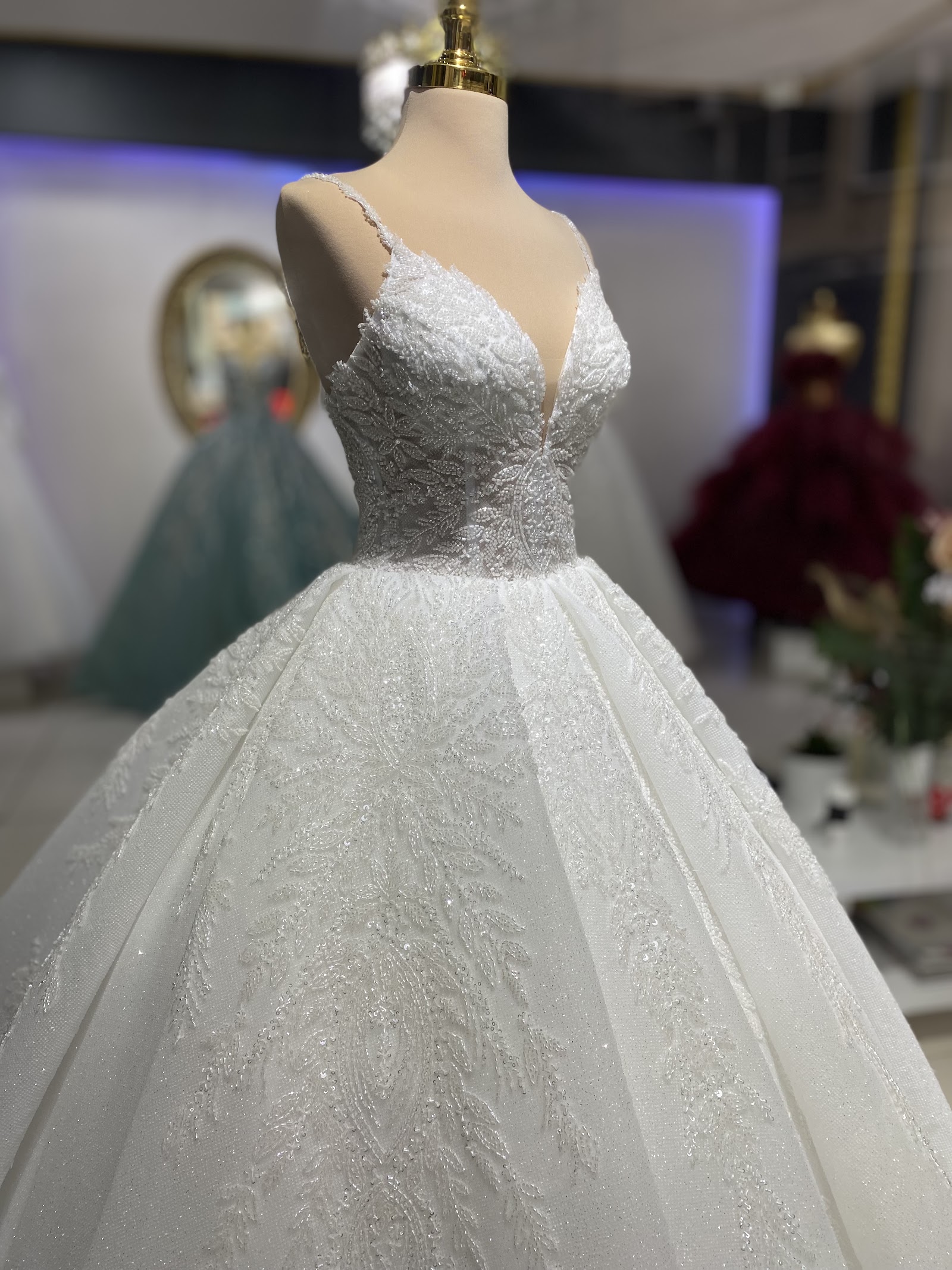 Nazlı Moda