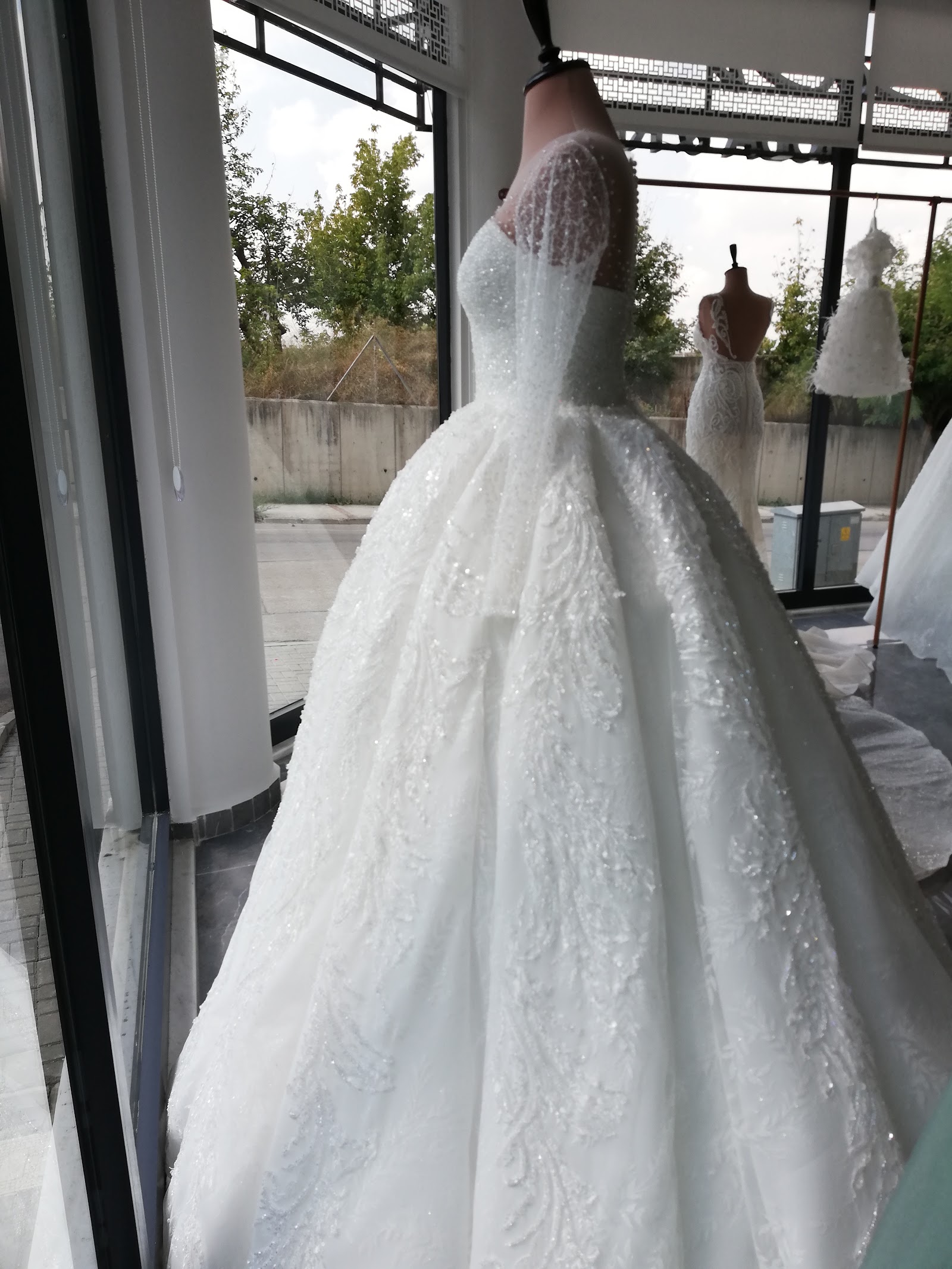 Nihal Yazar Moda - Bursa Kiralık Gelinlik