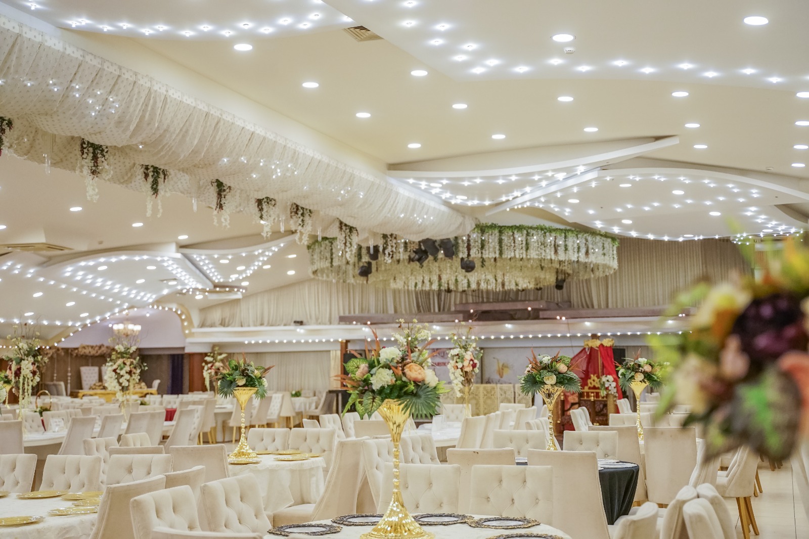 Salon Karlıtepe / Düğün - Davet - Nikah Ve Kına Organizasyonu kır düğünü mekanı — Yıldırım