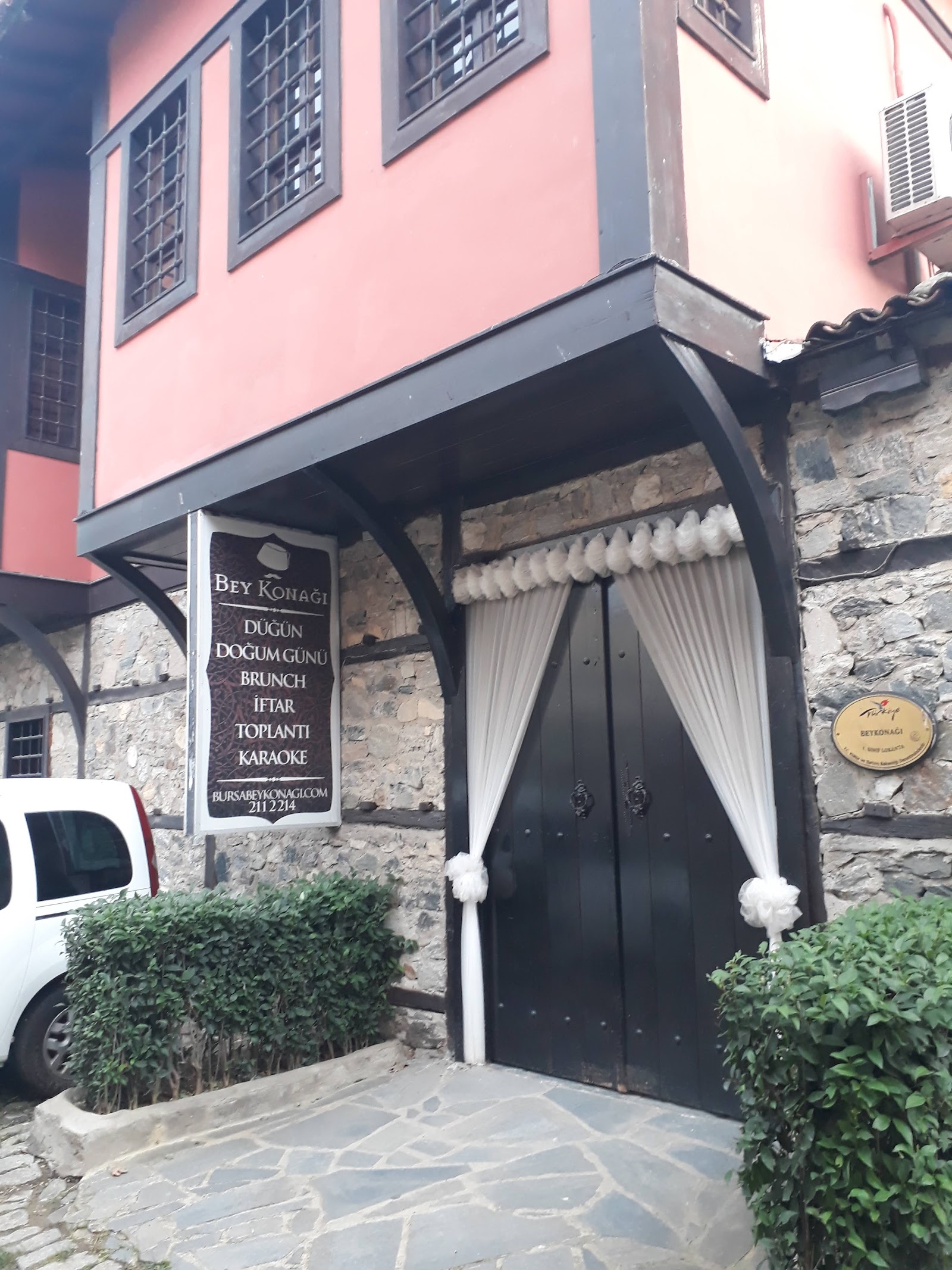 Scops Bey Konağı