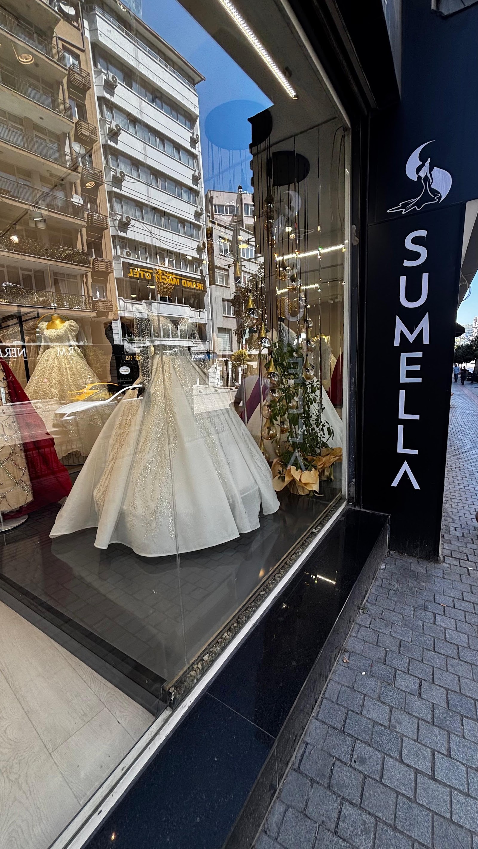 Sumella Couture Gelinlik Mağazası kır düğünü mekanı — Osmangazi